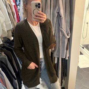 RDI Women’s Hunter Green/Black Knotted Cardigan with Tan Elbow Patches